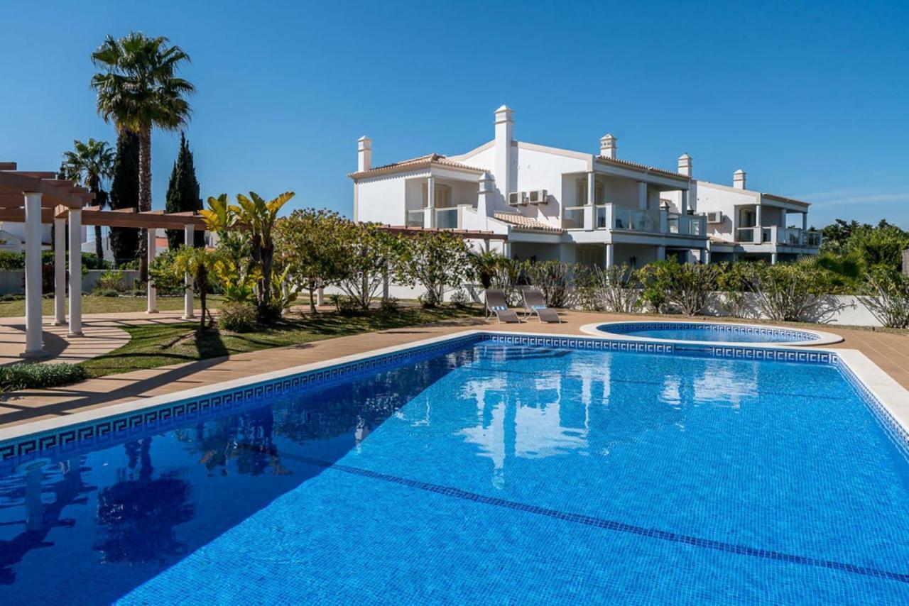 Villa Cantinho By Intiholidays Албуфейра Екстер'єр фото